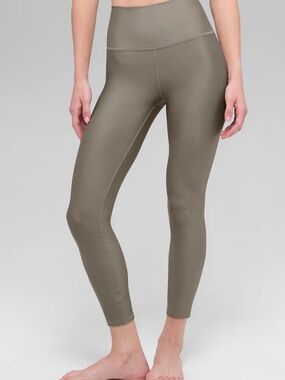 ALO Yoga 7/8 High-Waist Airlift Legging (light cocoa) size M